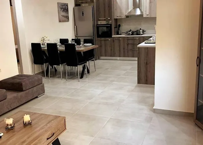 Helen\'S Luxury Apartment